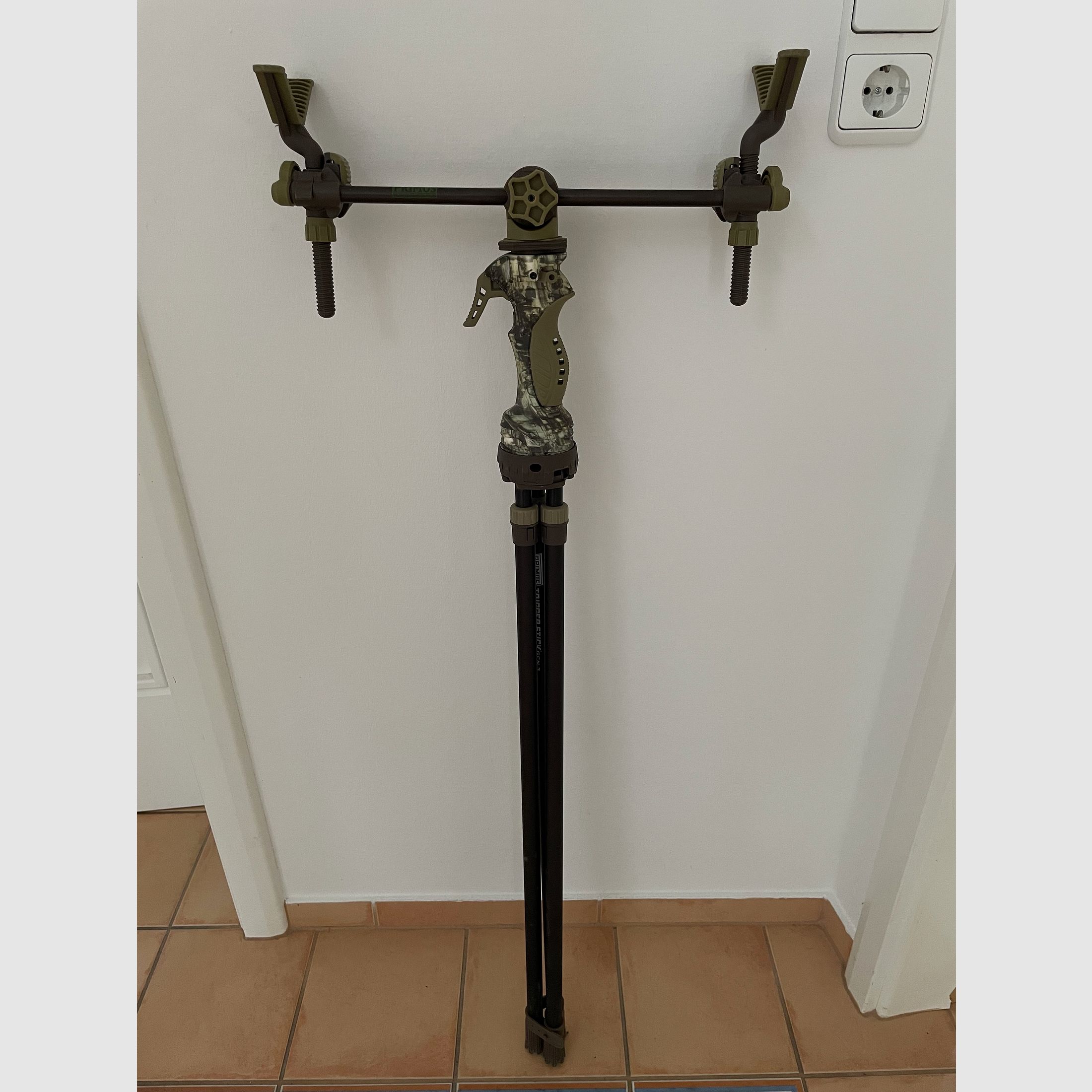 Primos Zielstock Gen 3 Tripod incluido soporte para rifle de 2 puntos