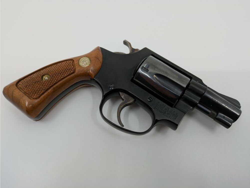 S&W 37