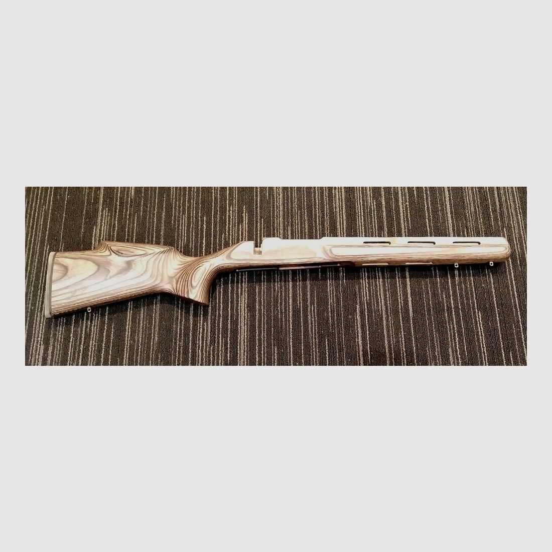HOWA f. ShortAction HeavyBarrel Varminter Supreme 'Pepper'
