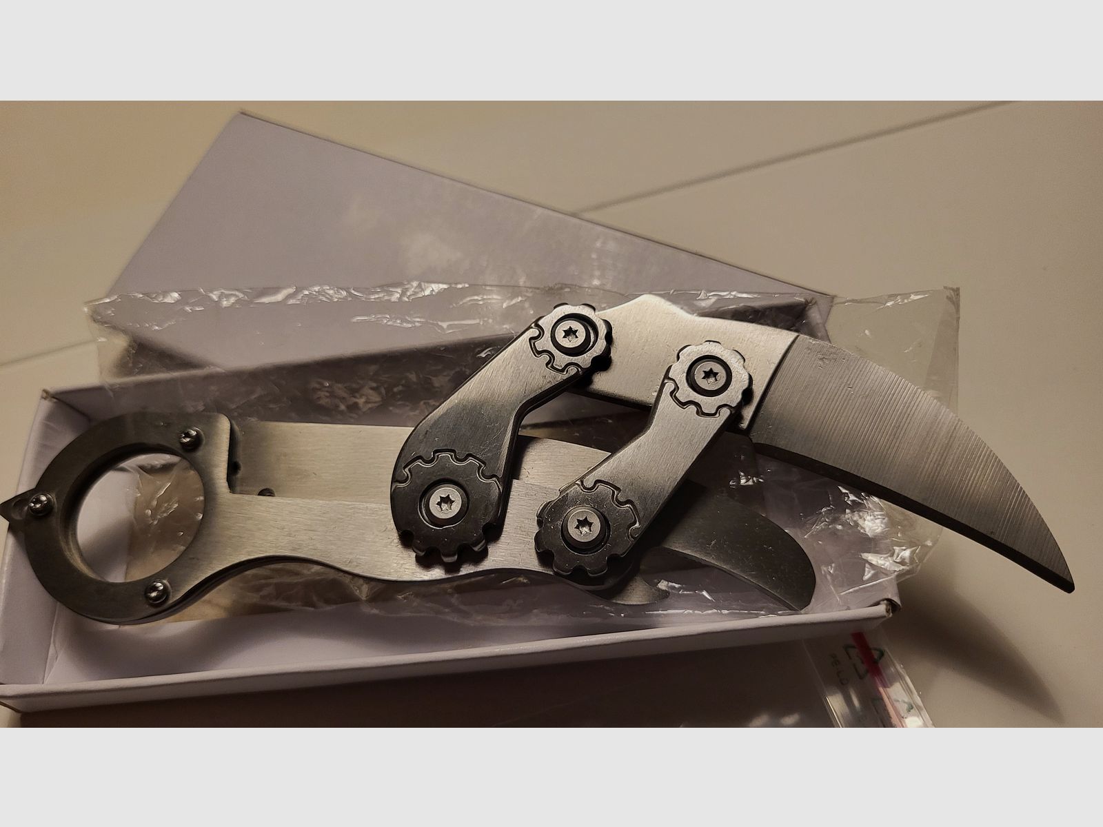 Collection de couteaux TOP!!! NEUF!!! RARE!!!