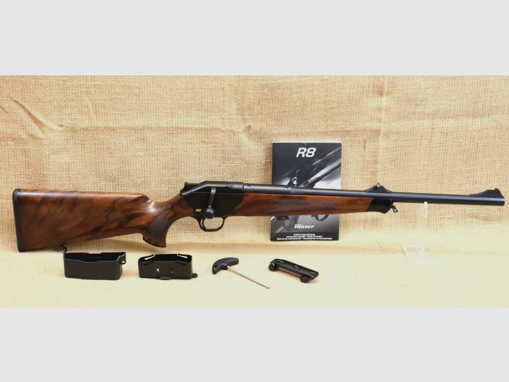 Blaser R8 Holzklasse 5 inkl. Montage Kaliber 8x57JS