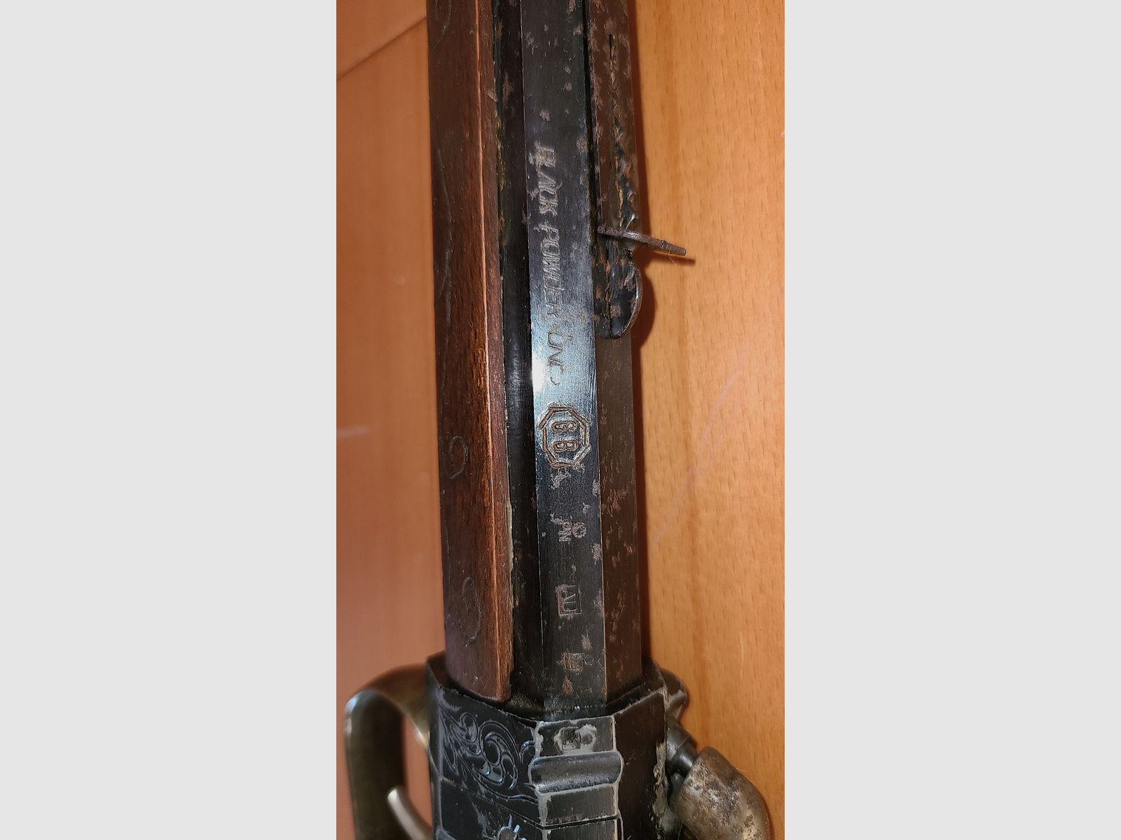 FUCILE A PERCUSSIONE / cal. 45 / FUCILE / POLVERE NERA / 6B / CALCIO IN LEGNO / B13102 / DIFETTOSO