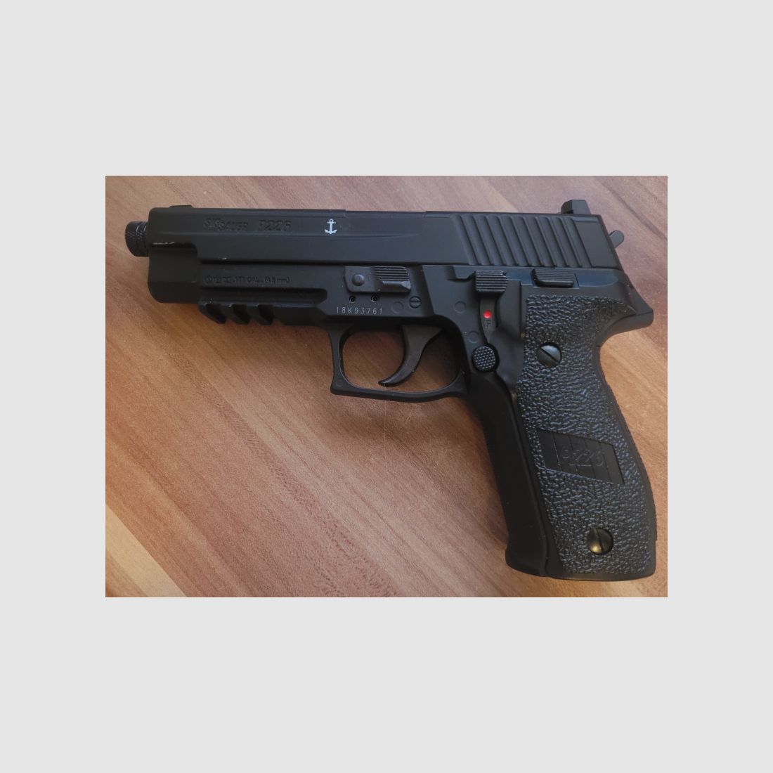 Co2 Pistole Sig Sauer P226 Mk25 Navy - 4,5mm Diabolo oder BB - Blowback - Vollmetall