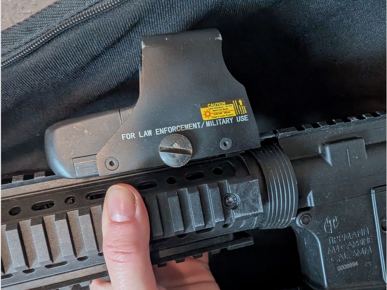 Tippmann M4 Carbine Airsoft mit Zubehör