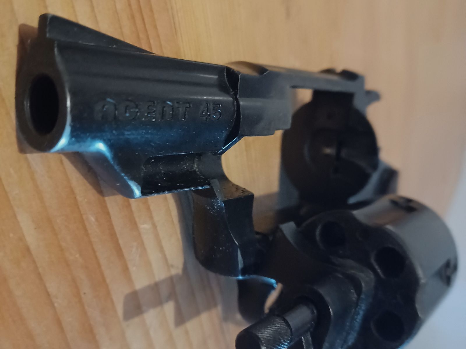 Reck revólver de fogueo Agente 45