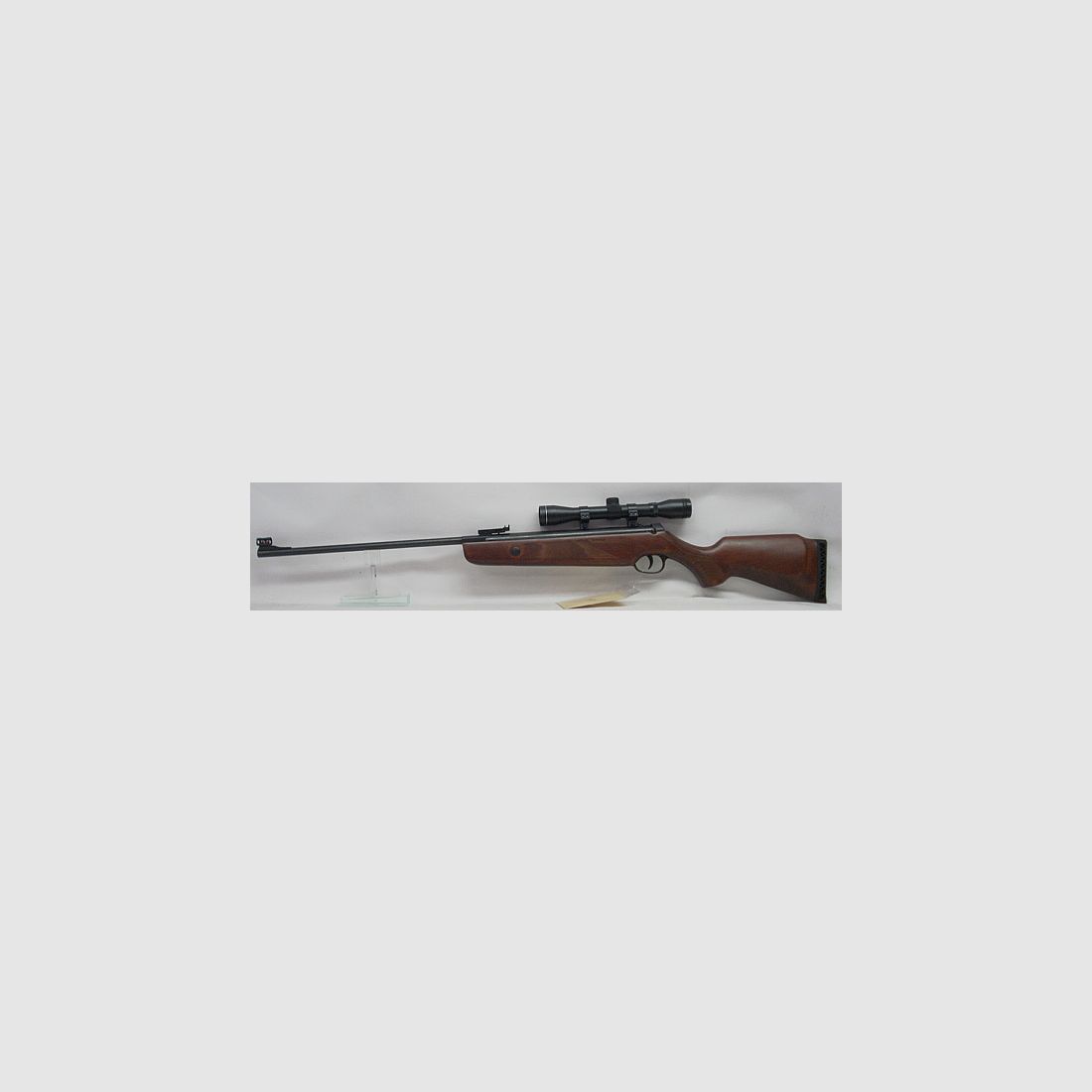 Hunter Force 600 Kal.4,50 mm - inkl. 4x32 ZF