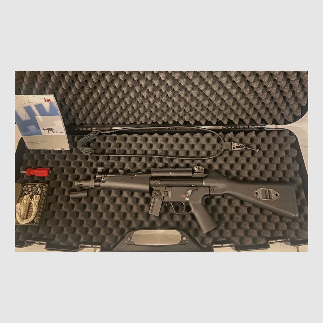Heckler e Koch SP5 (MP5) con slitta Picatinny HK, immagine 2 di 2
