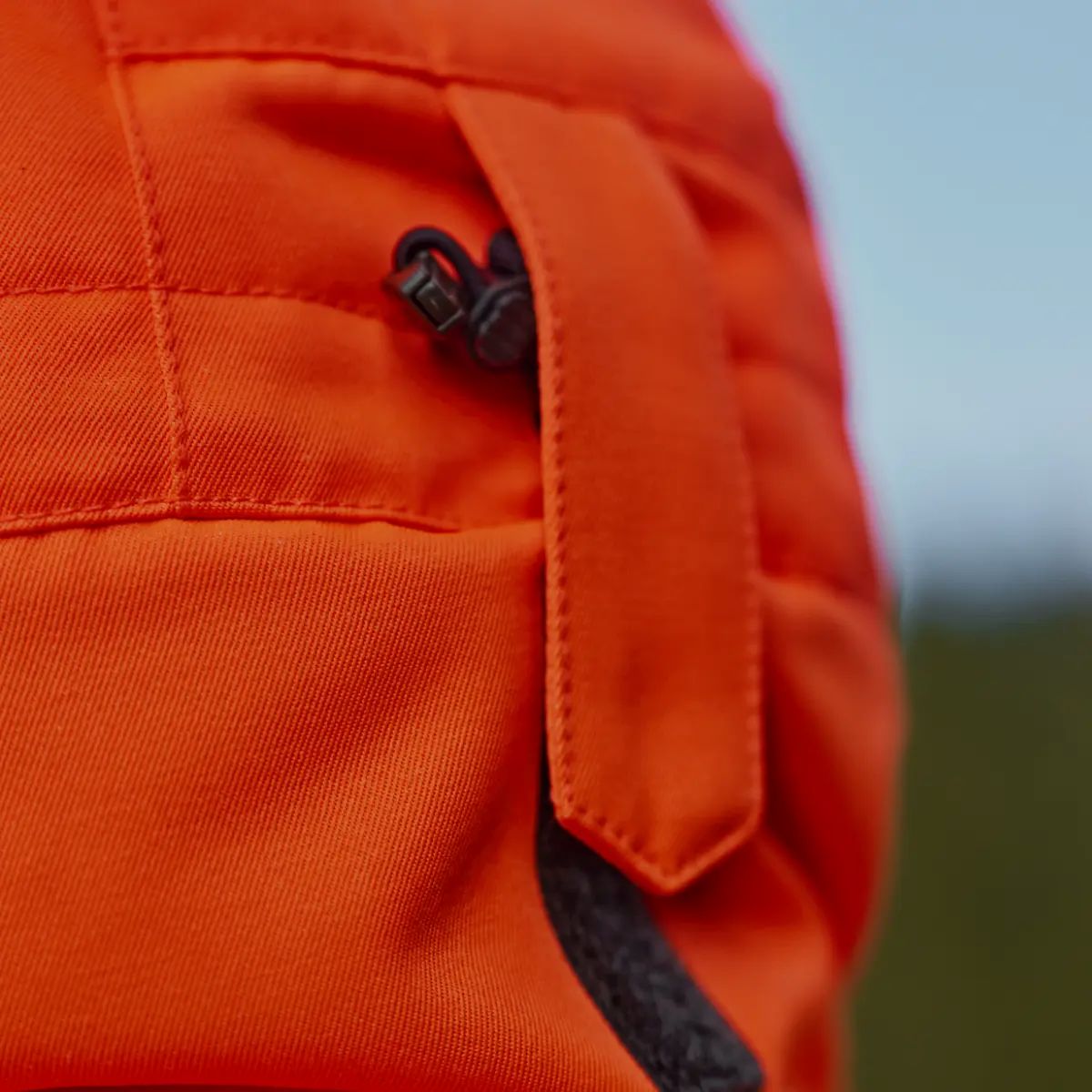 Chaqueta Härkila Wildboar Pro Blaze HWS Aislada