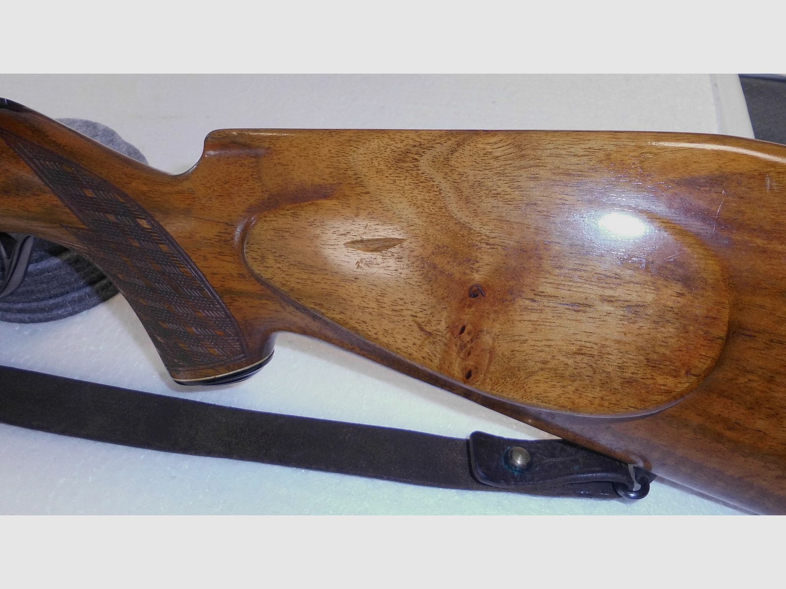 Repetierer 222 Rem Anschütz mit Zielfernrohr 3 -9 X 40 Absehen 6 mit 200 Hülsen und 100 Schuss  Munition