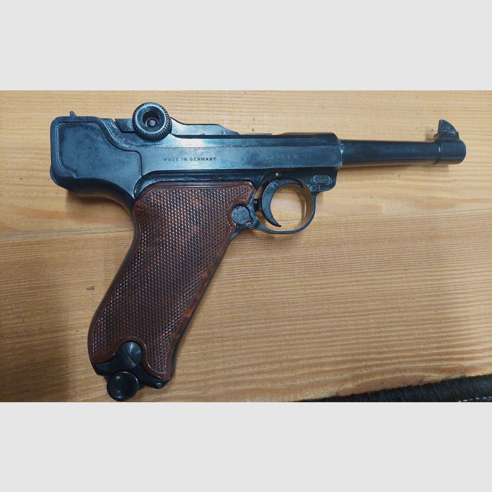 A 178 PISTOLE ERMA LUGER EP 22 KAL. 22 LR, Bild 1 von 2
