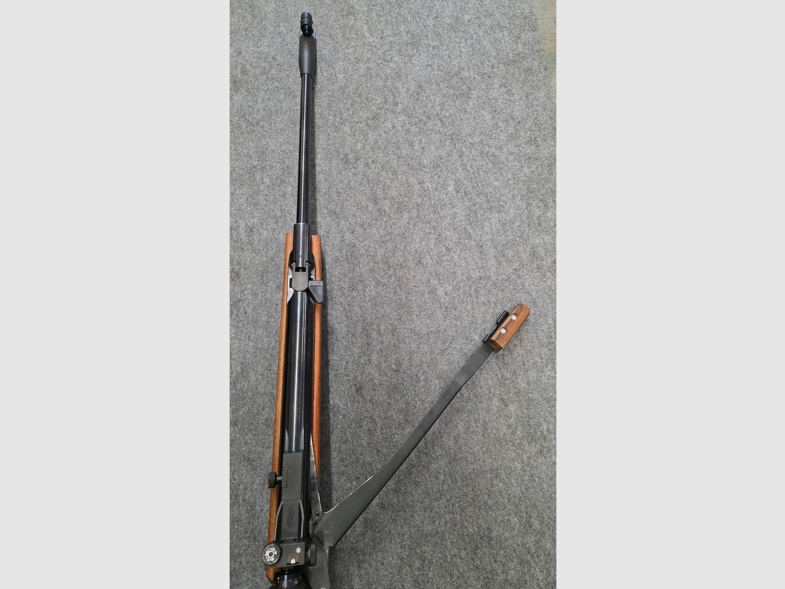 Match Luftgewehr Seitenspanner Walther LGR  sehr selten im tollen Zustand, kaum benutzt.