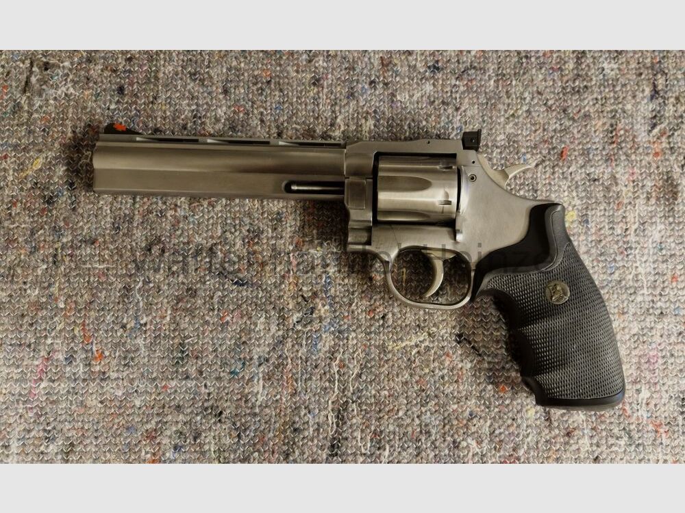 Dan Wesson 715 VH