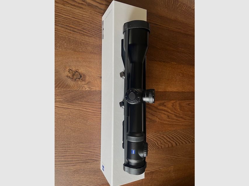 Zeiss V8 2,8-20x56,ASV, (LA60), Schiene  mit original Blaser Sattelmontage