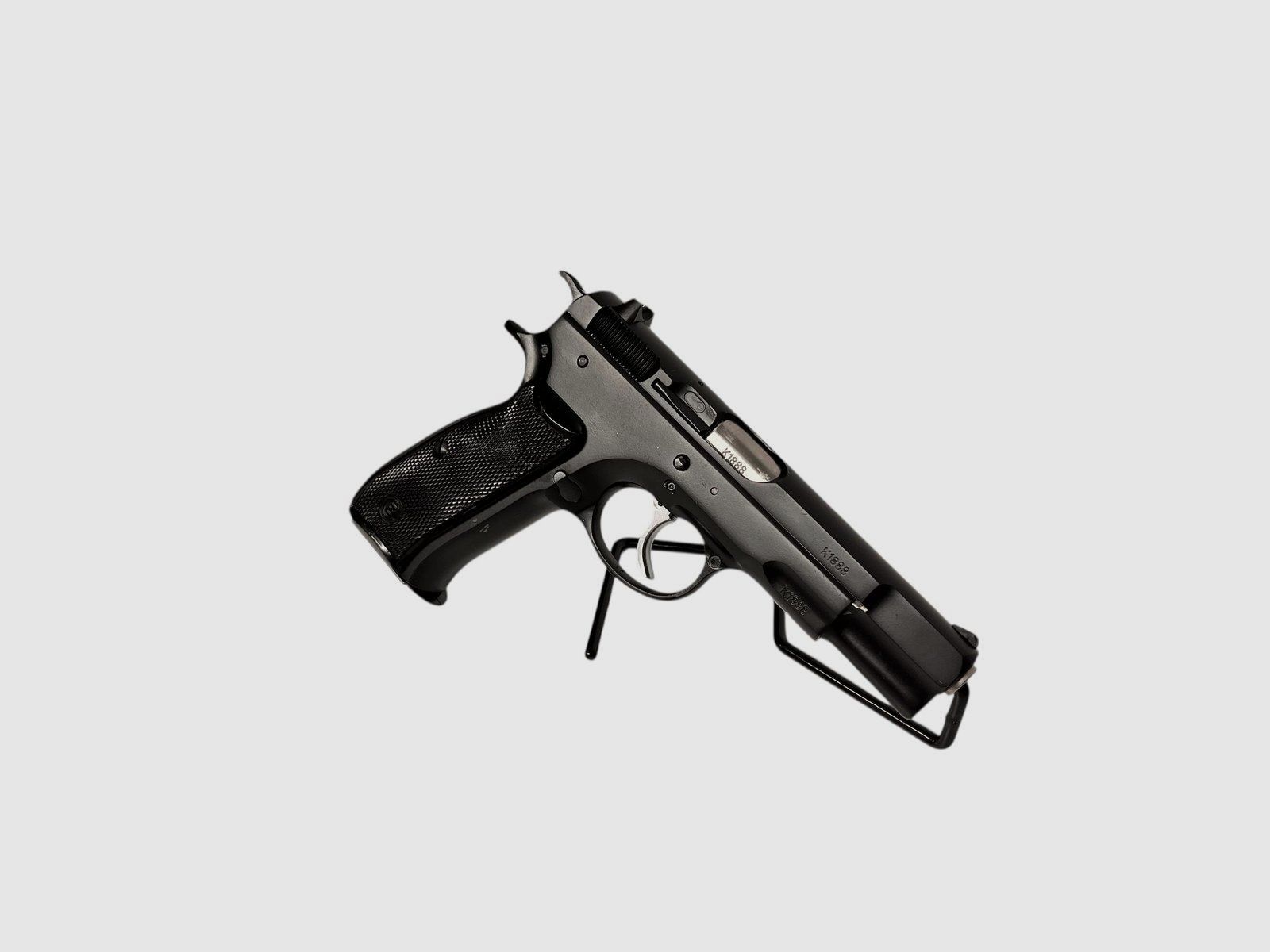 Pistolet CZ 75 9x19 mm – klasyka niezawodności w dobrym stanie, zdjęcie 7 z 9