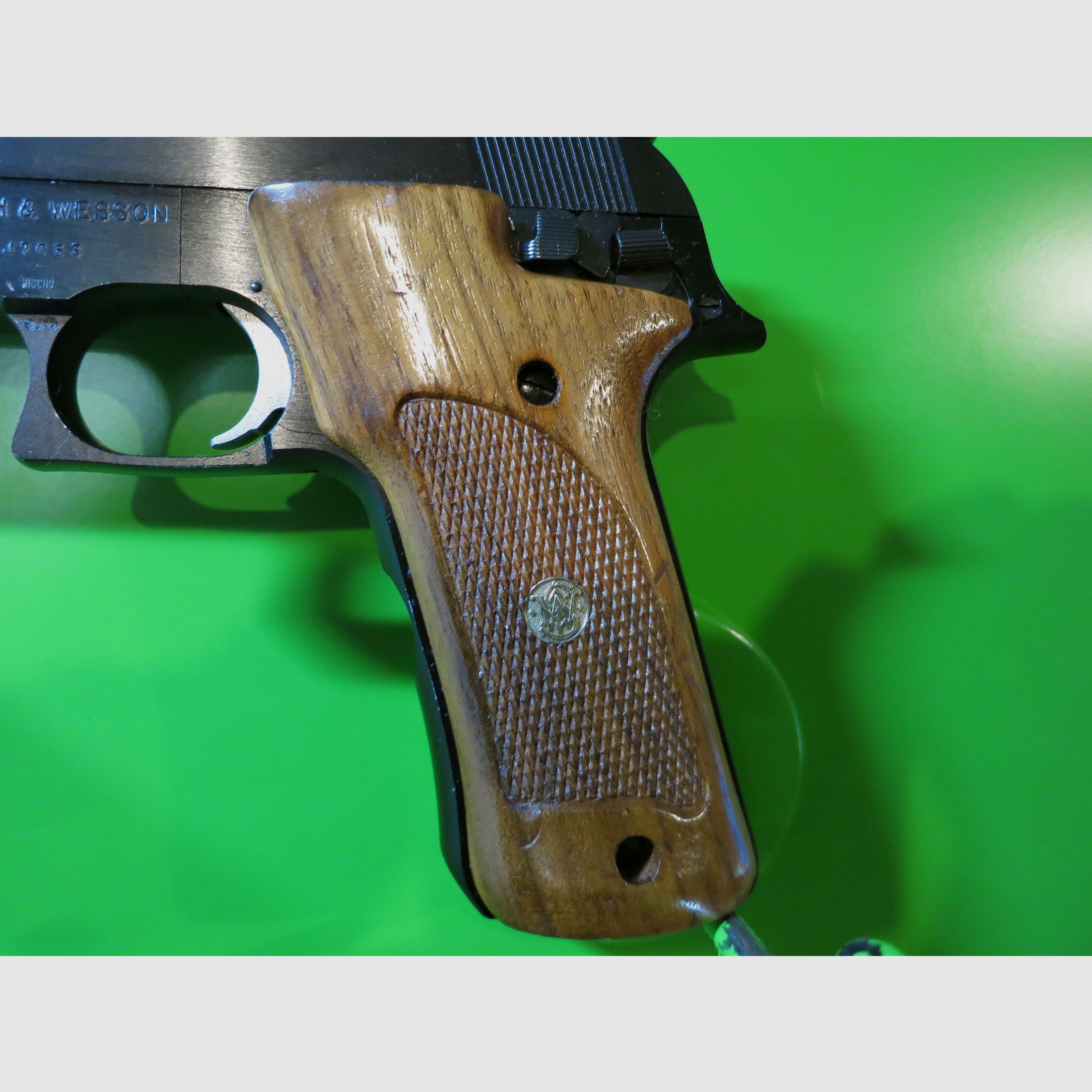 Sport-Pistole Smith&Wesson Modell 422 .22lr, tiefsitzender Lauf      #70-