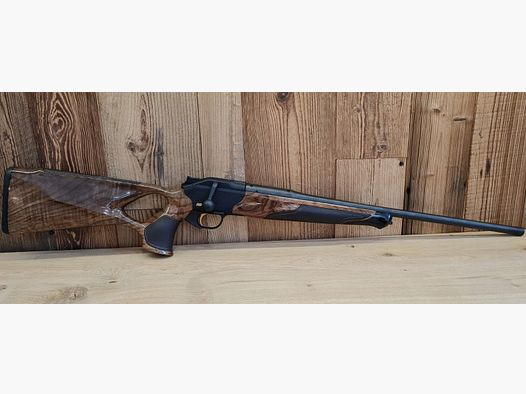 Blaser R8 Success Leather / Holzklasse 4 / verschiedene Lauflängen und Kaliber möglich! -- Jagdbar / Hof--
