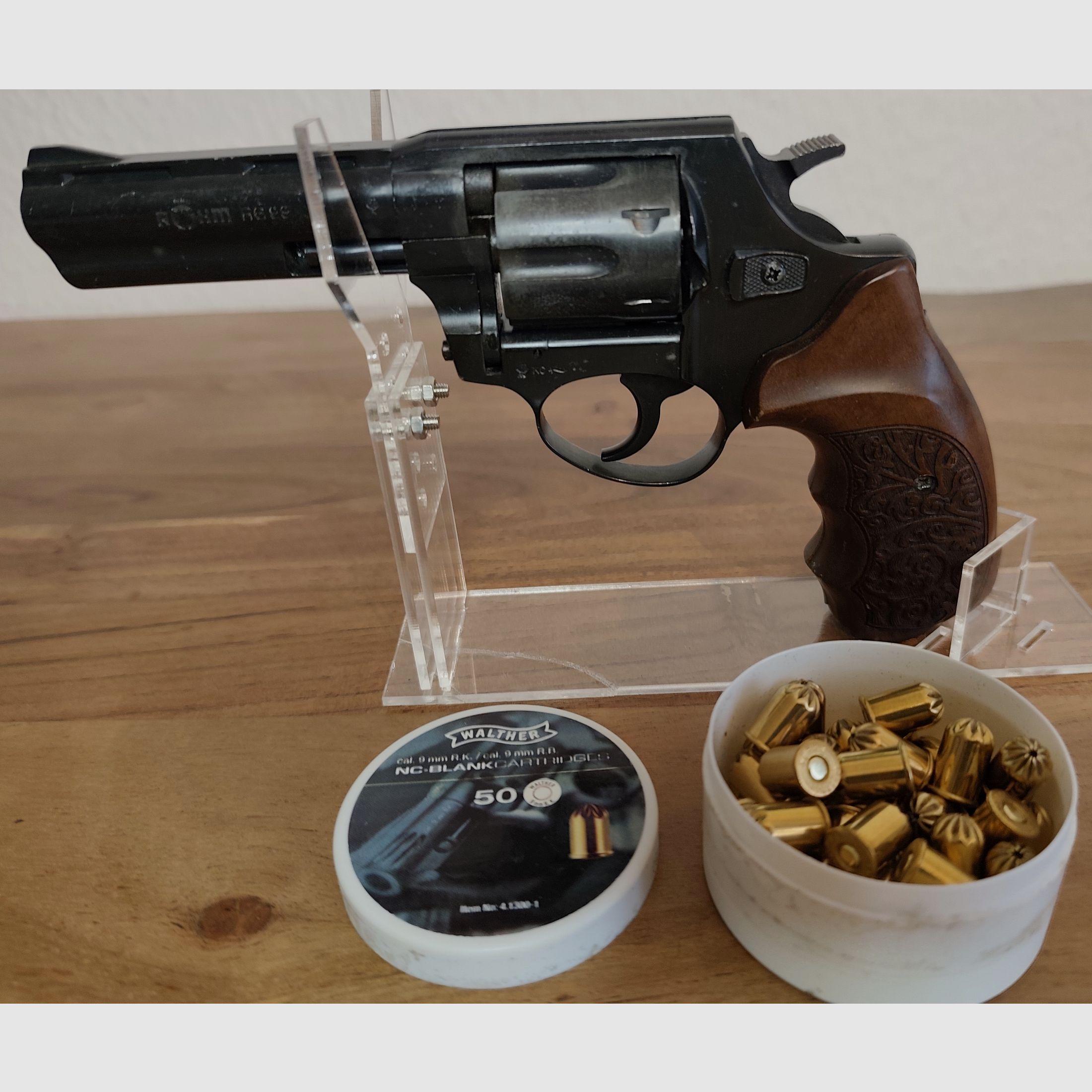 Röhm RG 99 nera vecchia PTB 452 del 1994 + munizioni ed effetti pirotecnici