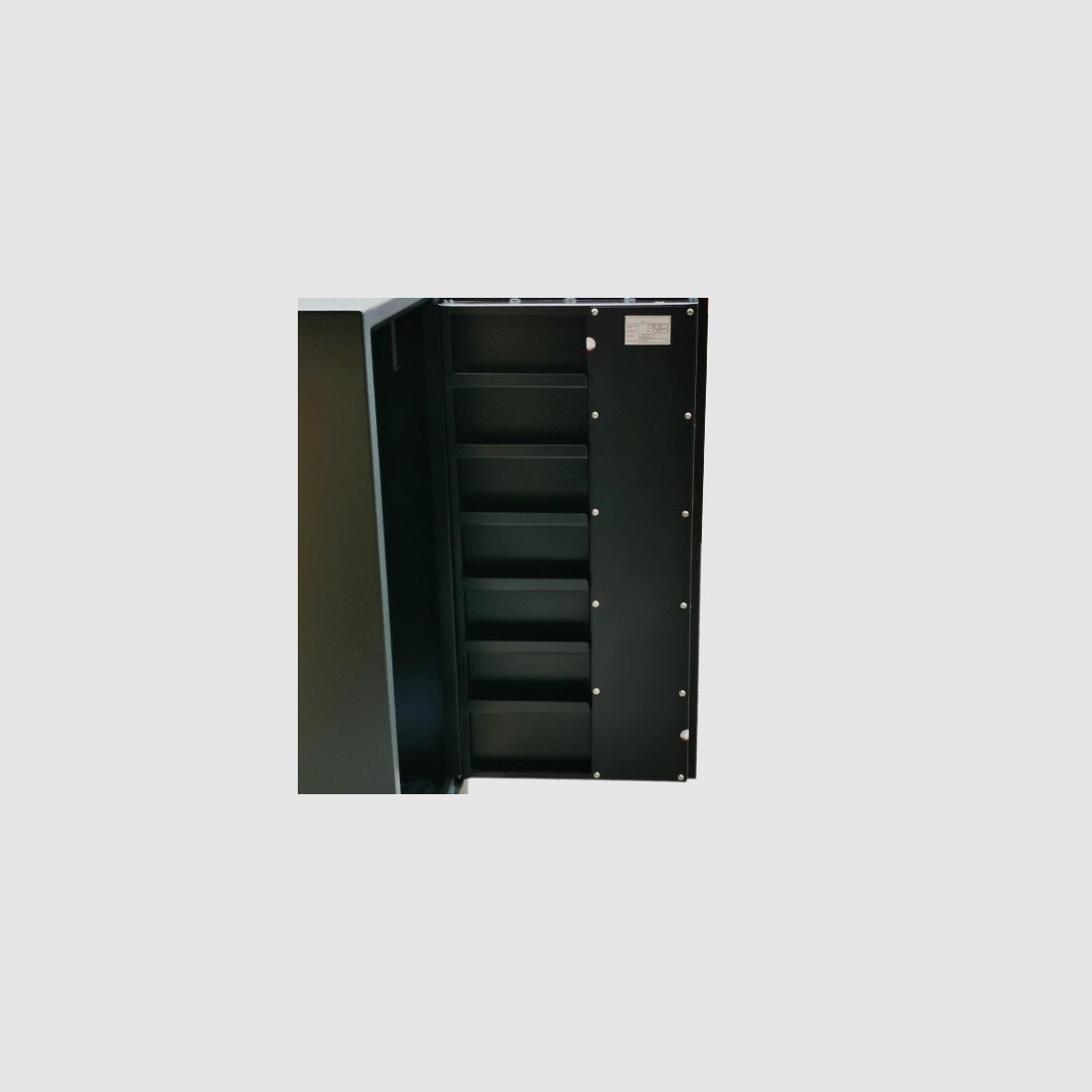 Waffenschrank HUNTER Milan (1700x690x410) max. 14 LW