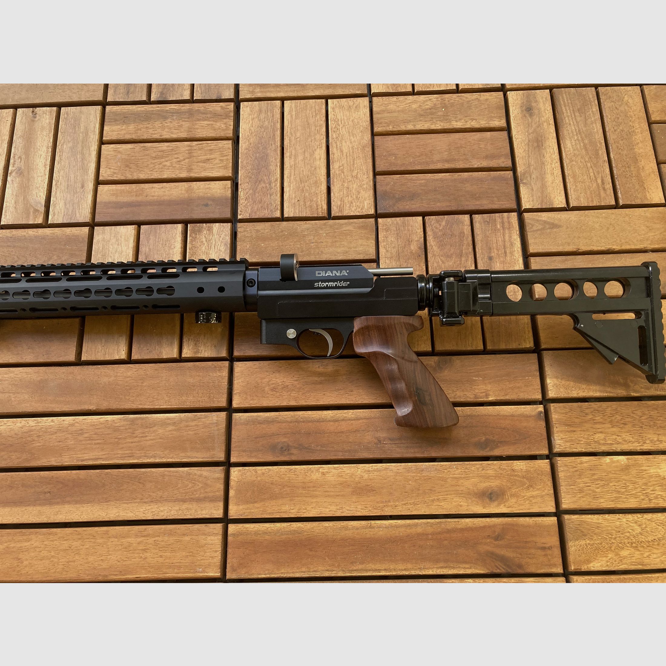 Diana Stormrider Luftgewehr Kaliber 4,5mm neuwertiger taktischer Umbau AK47 Galil Stil