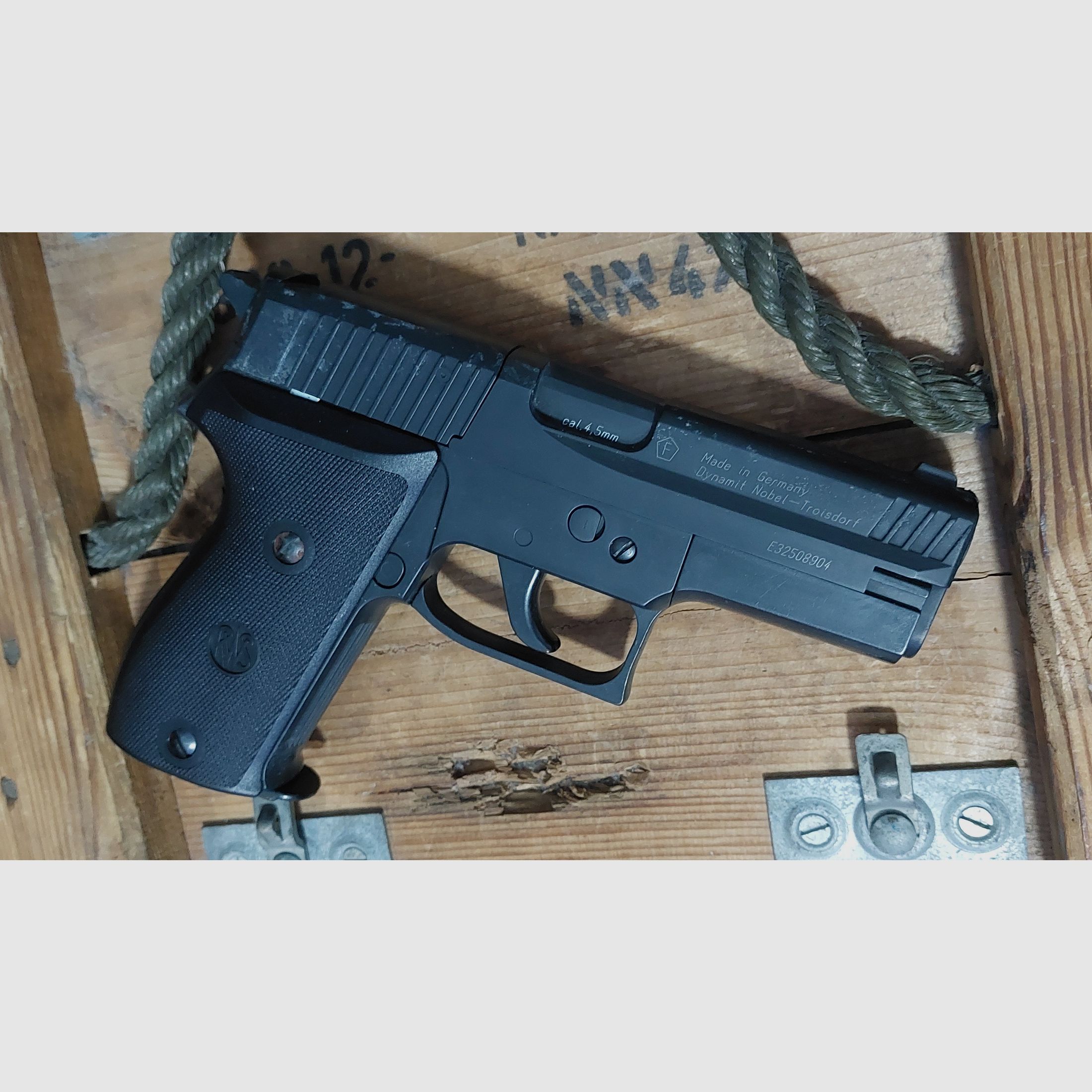 Pistola CO² RWS Mod. C225 4,5 mm Diabolo