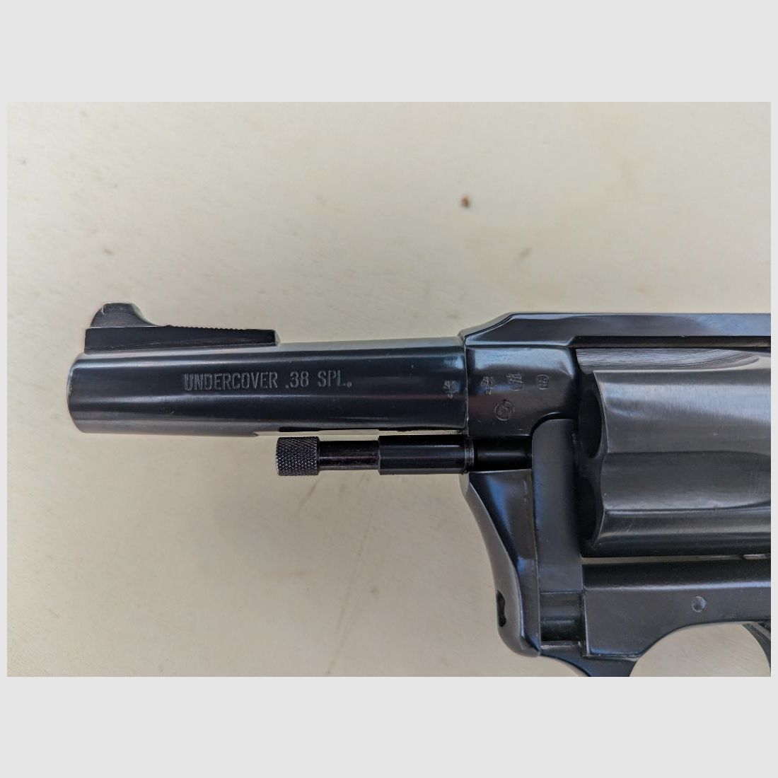 Charter Arm Revolver Undercover  3" in .38Special 