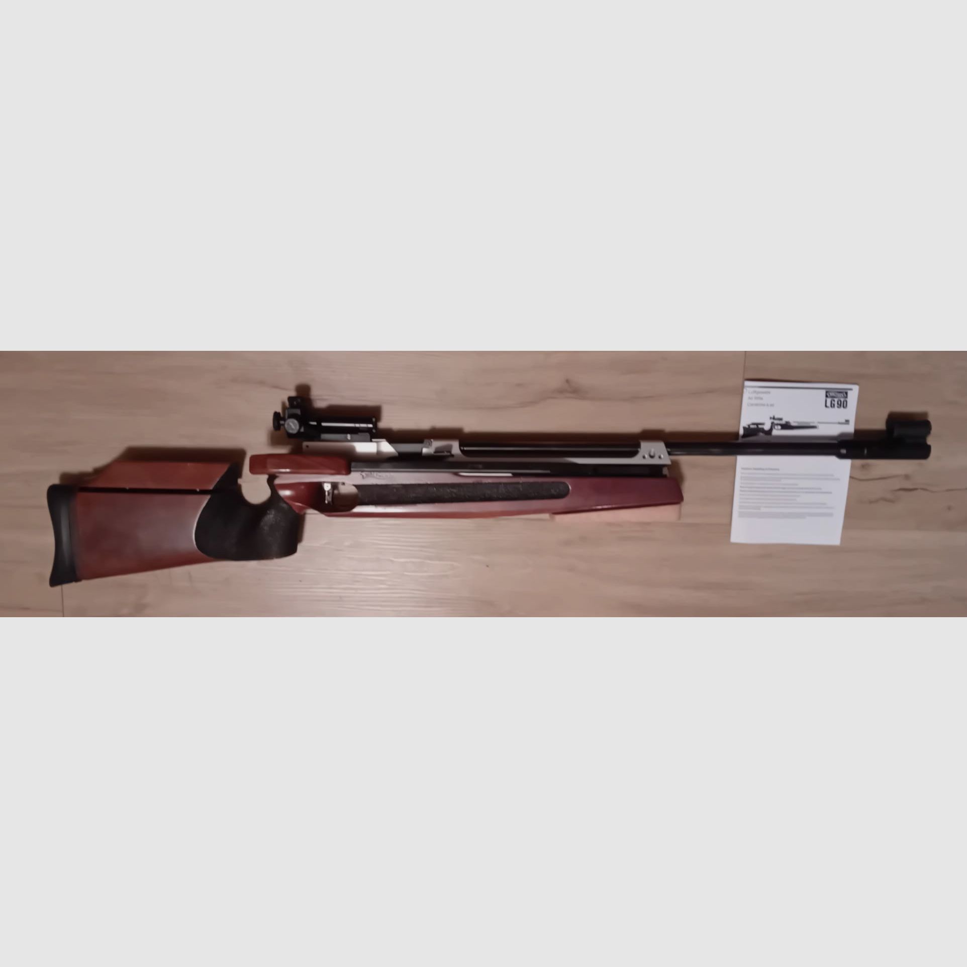Walther LG 90   Culata derecha
