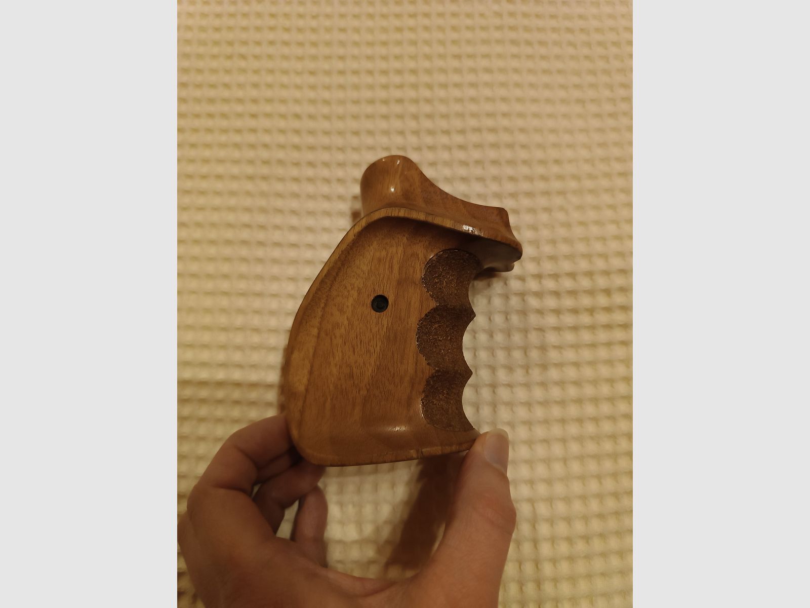 Linkshändergriff Holz Revolver Smith&Wesson 686 round butt