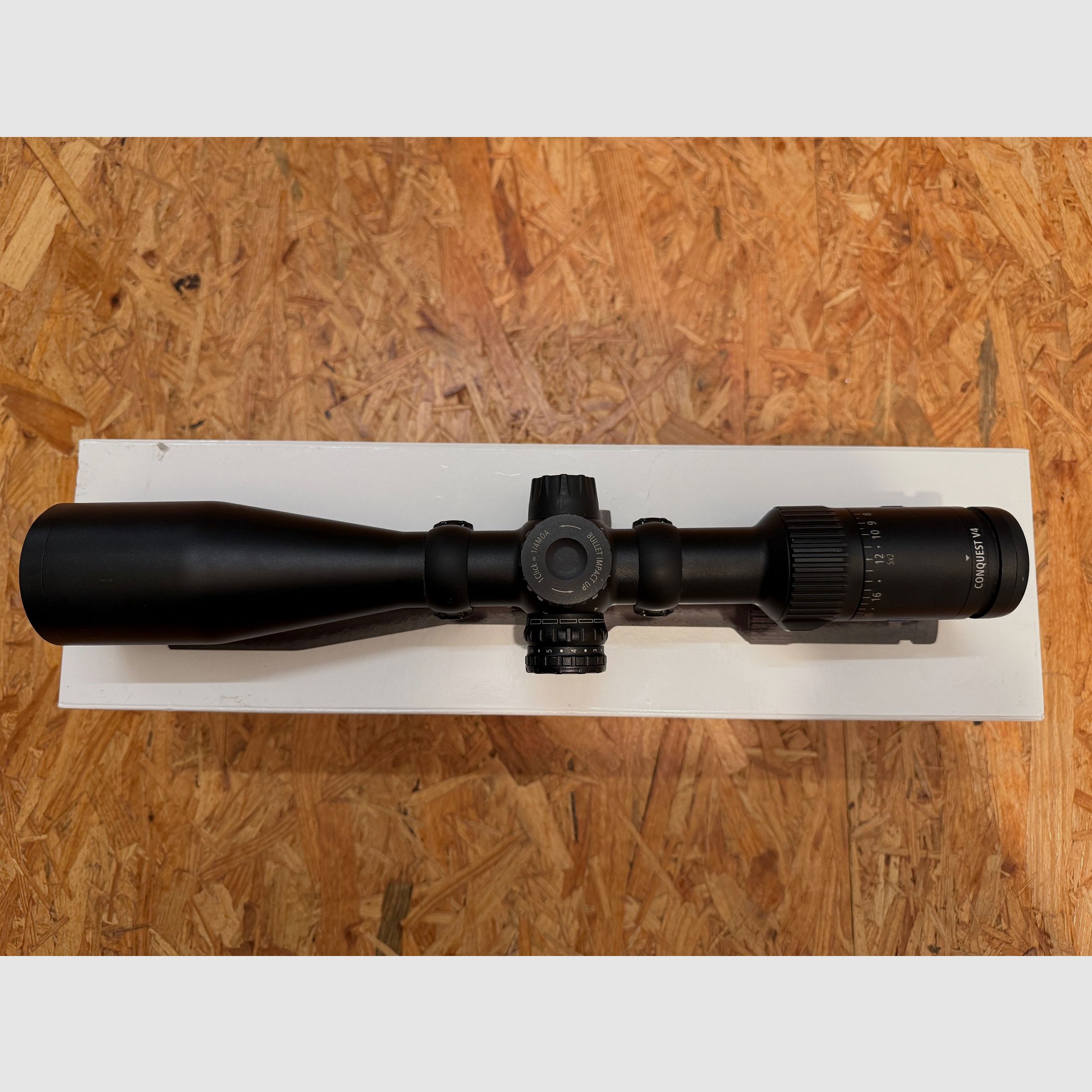 ZEISS Conquest V4 6-24x50 completo con montaggio a sella Blaser