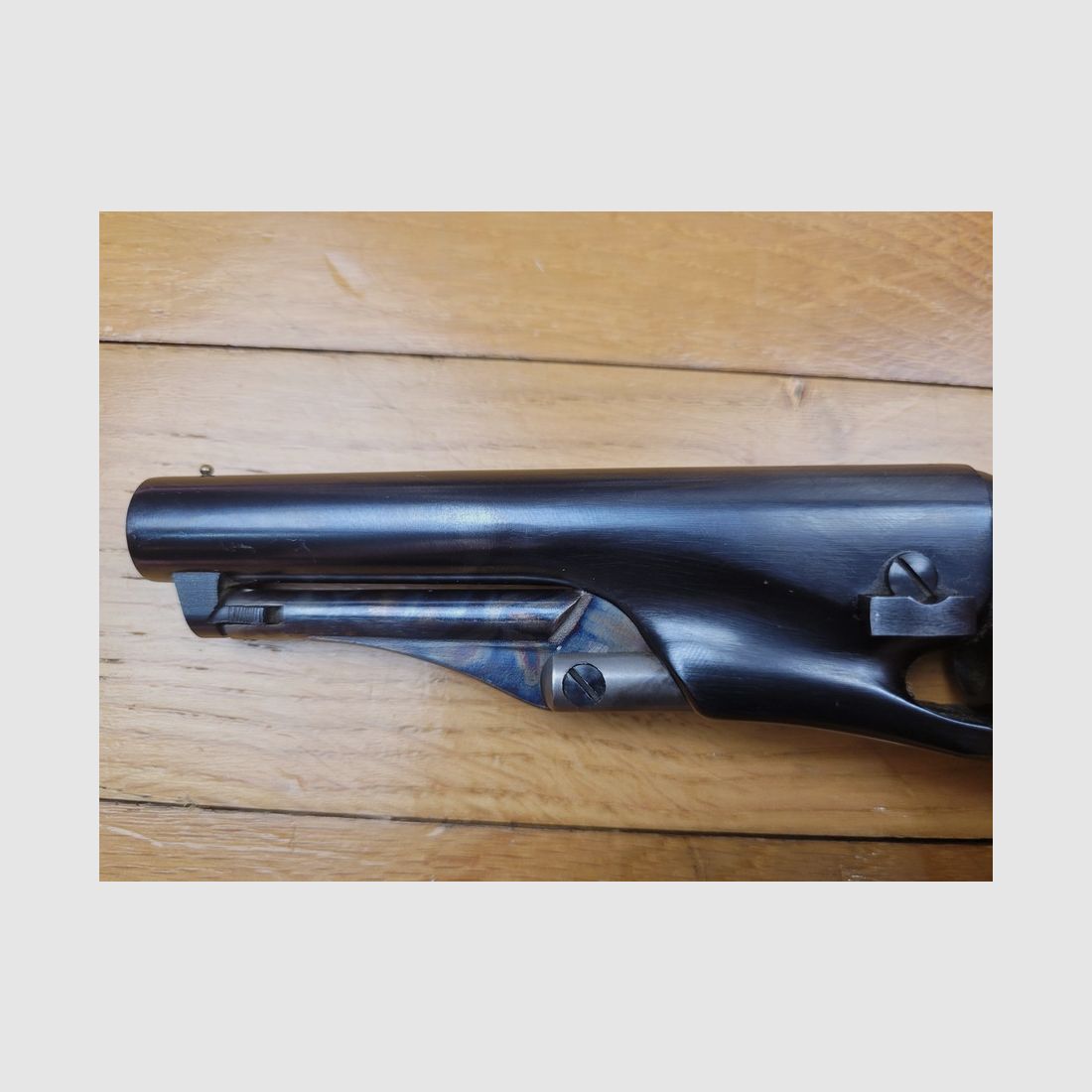 Bonito revólver Colt de pólvora negra – Modelo 1862 Police – fabricado por Uberti – 5 disparos – calibre 36 – buena fabricación de los años 80 – muy buen estado, imagen 8 de 15