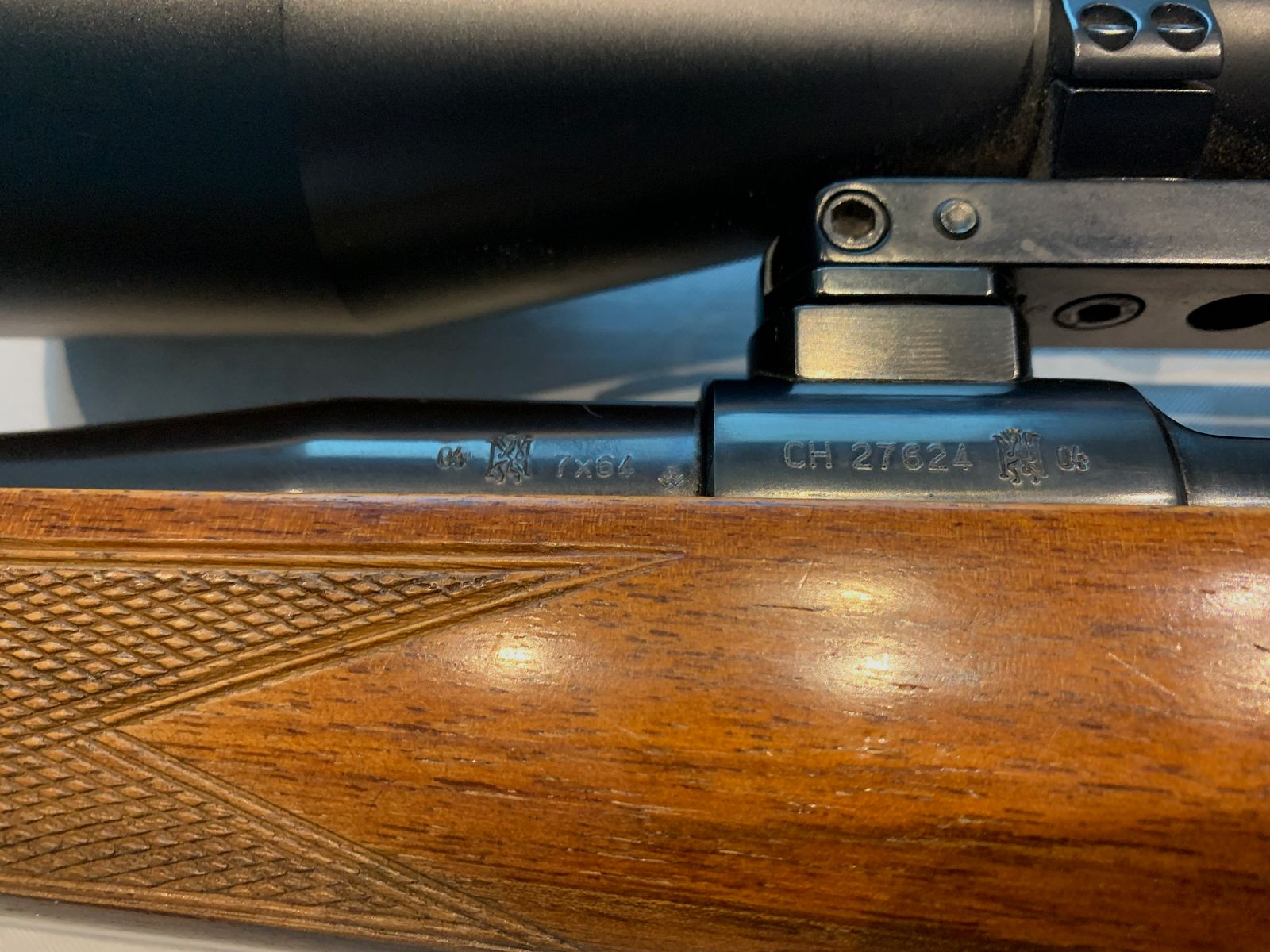 Rifle repetidora Brno Arms Mod. 98 Cal. 7X64 con ZF Frankonia 3-12 X 56