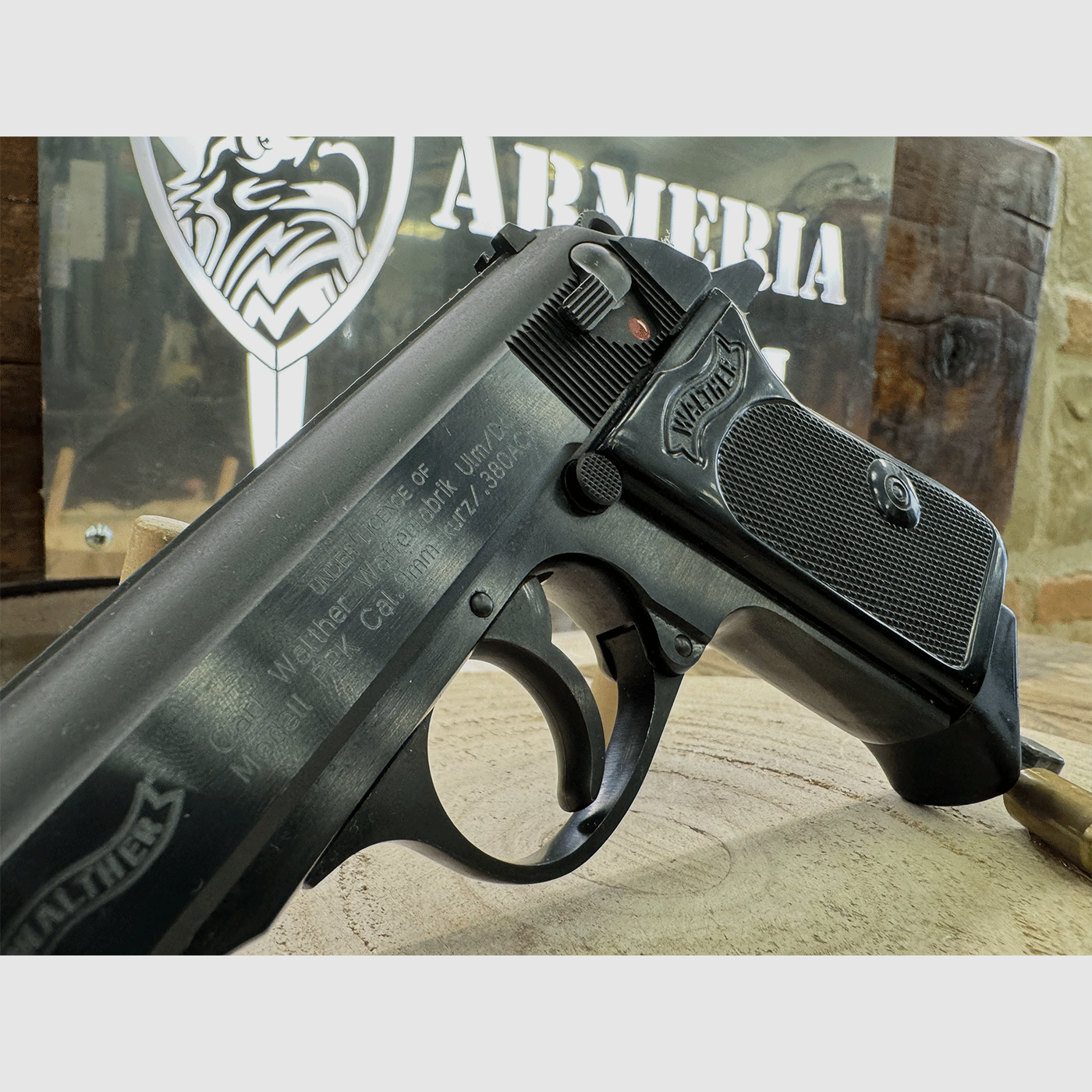 GEBRUIKT – PISTOOL – WALTHER/SMITH & WESSON MOD. PPK kal. 9 kort (.380 ACP), afbeelding 2 van 5