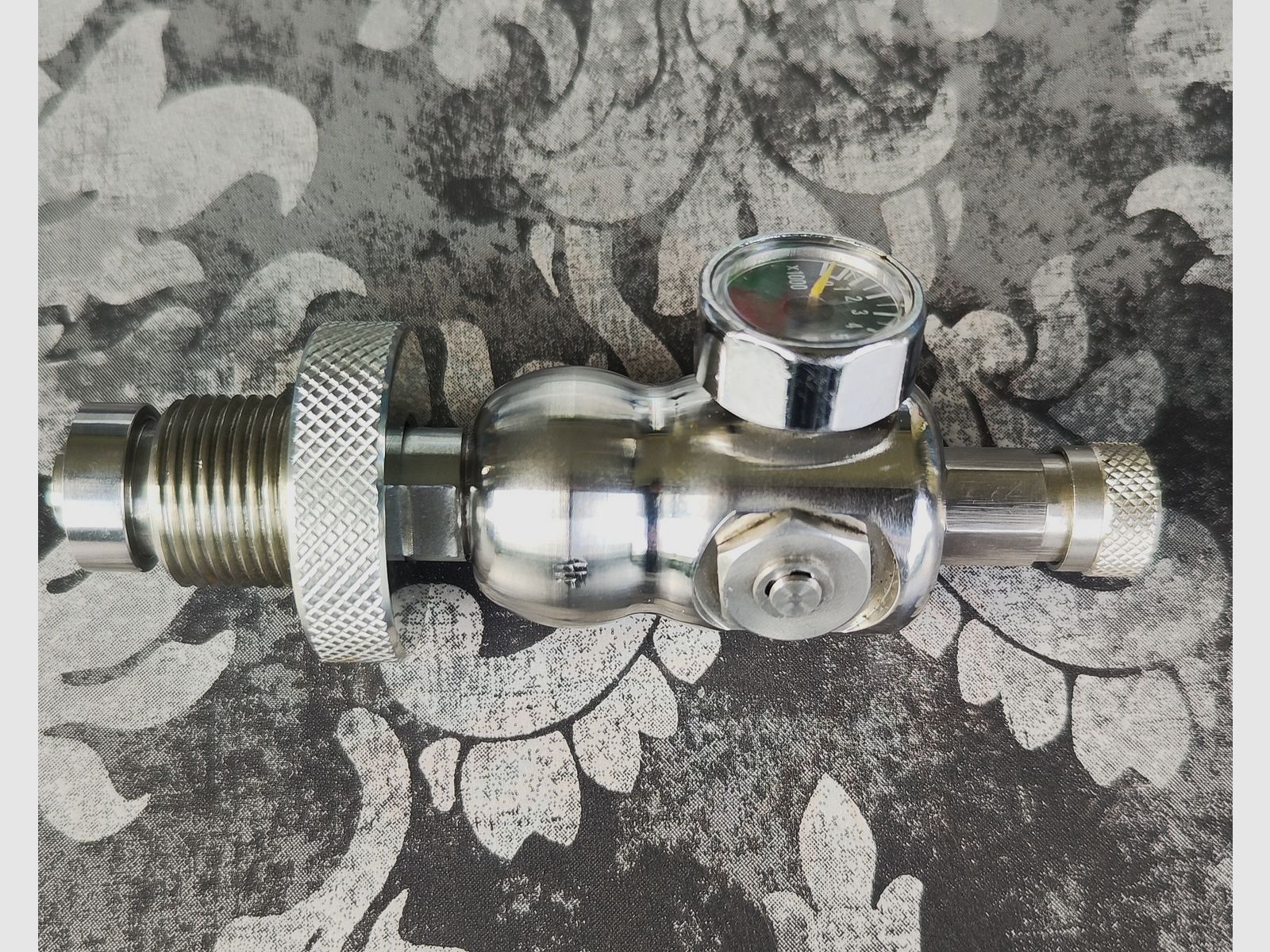 Adattatore ad aria compressa 5/8 pollici a riempimento rapido 1,8 pollici / 300Bar