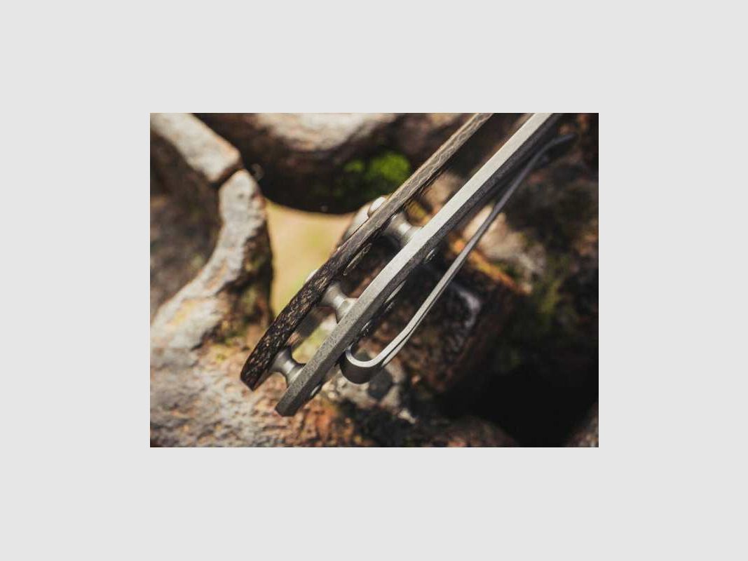 Coltello Damascato Böker M4 Sherman di Chad Nichols