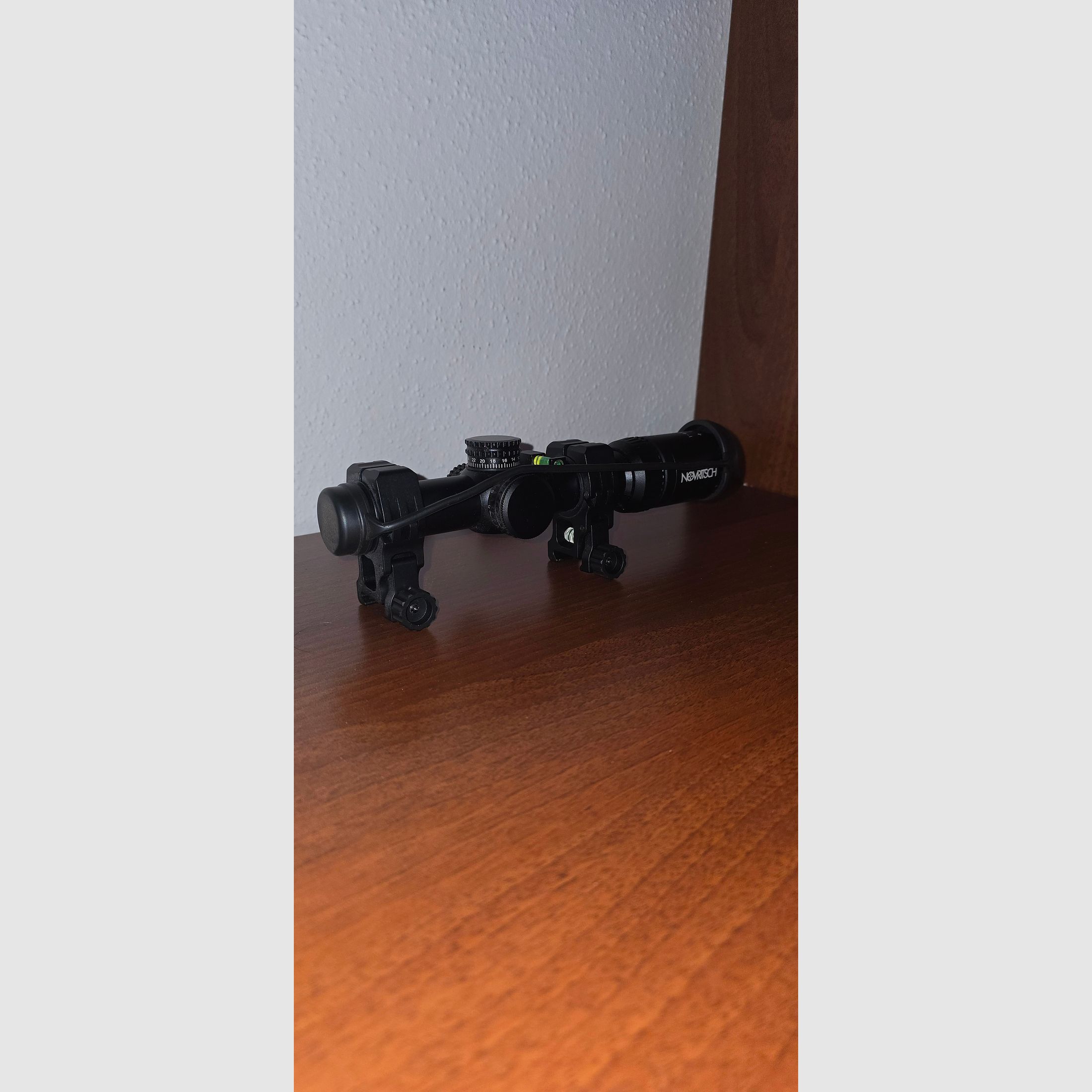 1-4 x 20 Variabelen Richtkijker LPVO - Als nieuw - Novritsch