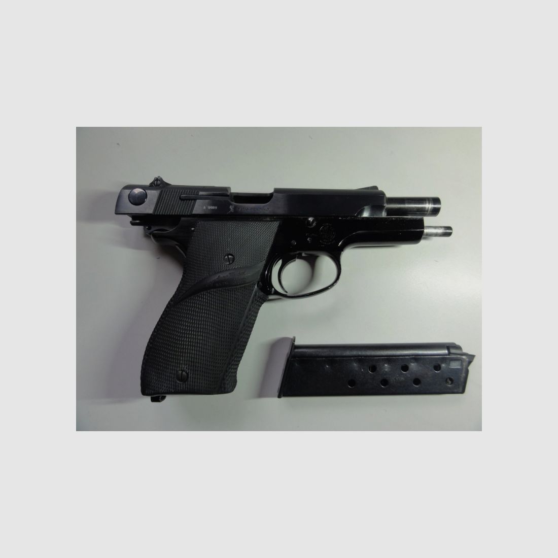 Smith & Wesson 39-2 9mm Pachmayr