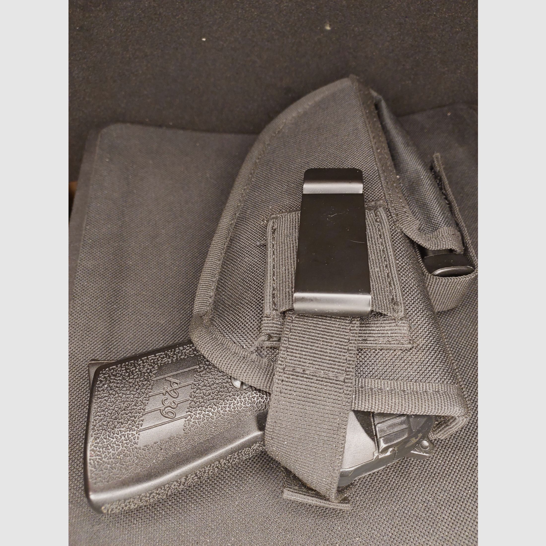 Pistola a salve Sig Sauer P239 nel calibro 9 mm P.A.K. dal set originale SIG "Backup‑Set" (PTB 696)