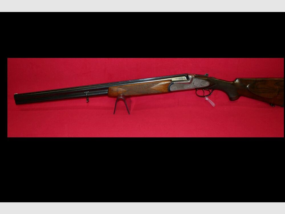 Turin with side lock