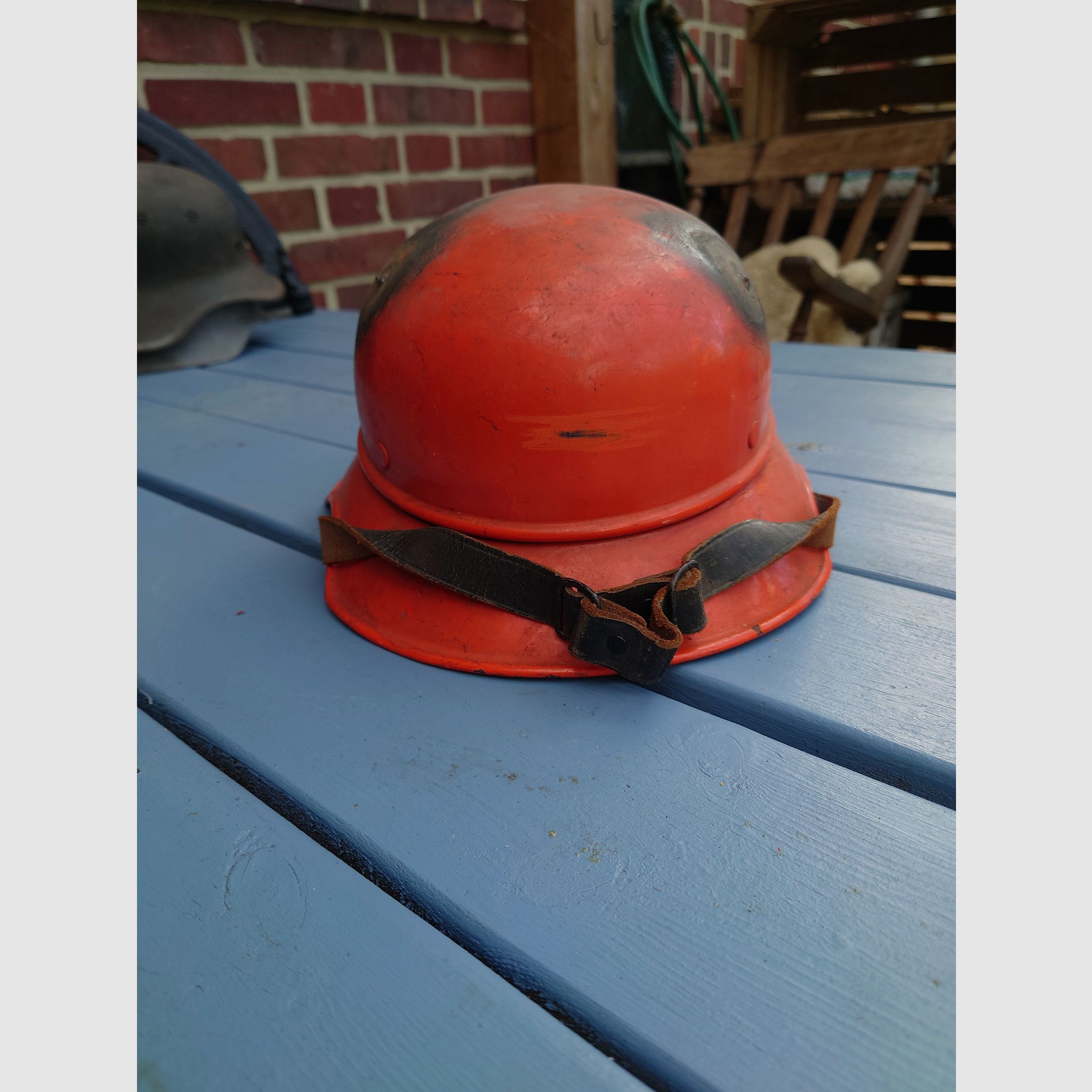 Gladiator M38 Luftschutzhelm WW2 WK2 kein kar98 mp40 stg