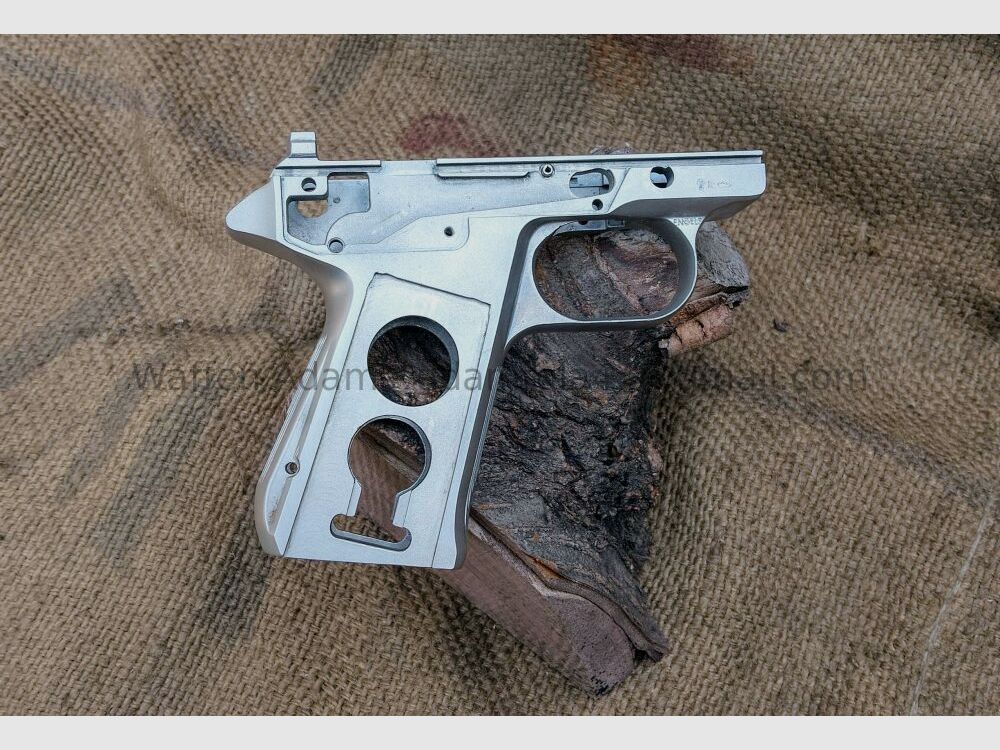 Wildey Survivor grip piece