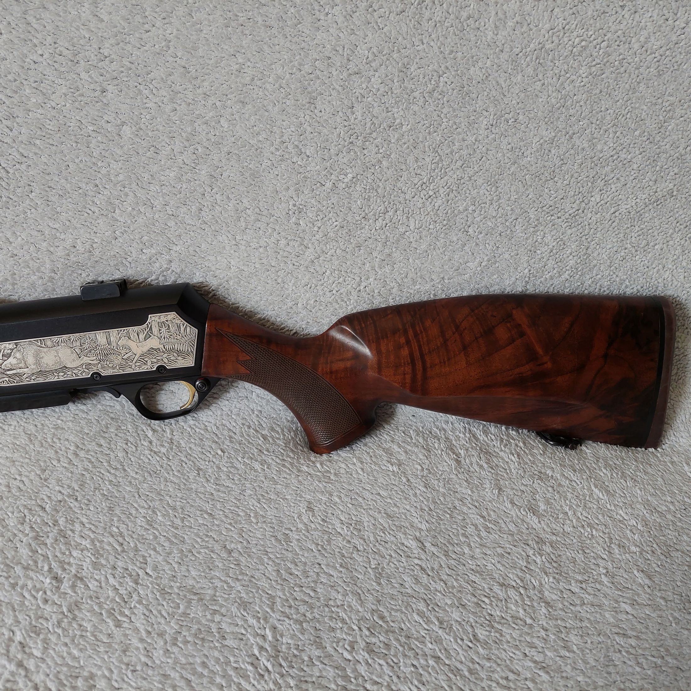 Semi-automatic Browning Bar 2