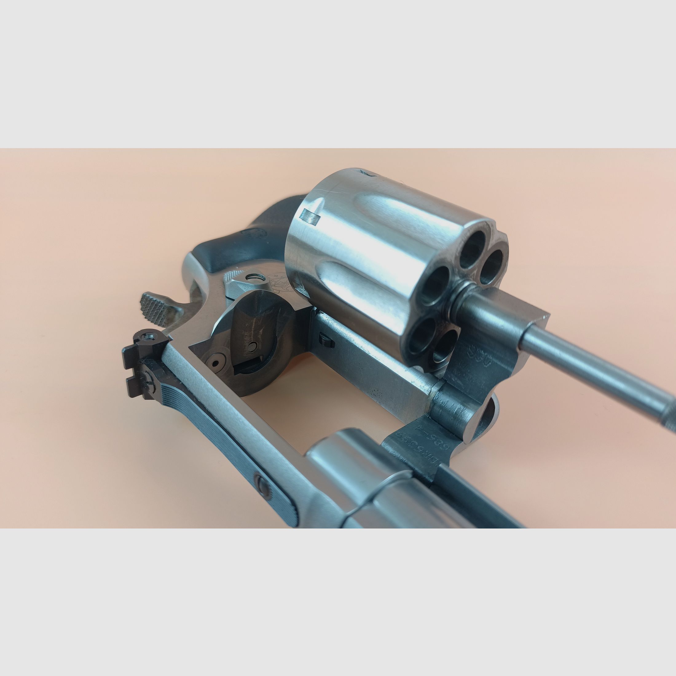 Smith & Wesson Mod. 686-4, S&W 686-4, Kal. .357 Magnum *stainless*