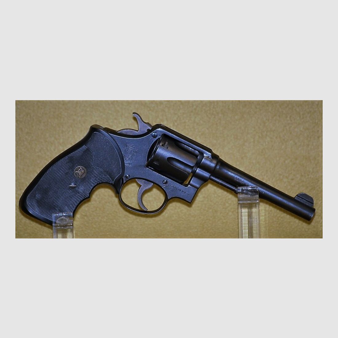 Smith & Wesson 10 Military & Police 5"