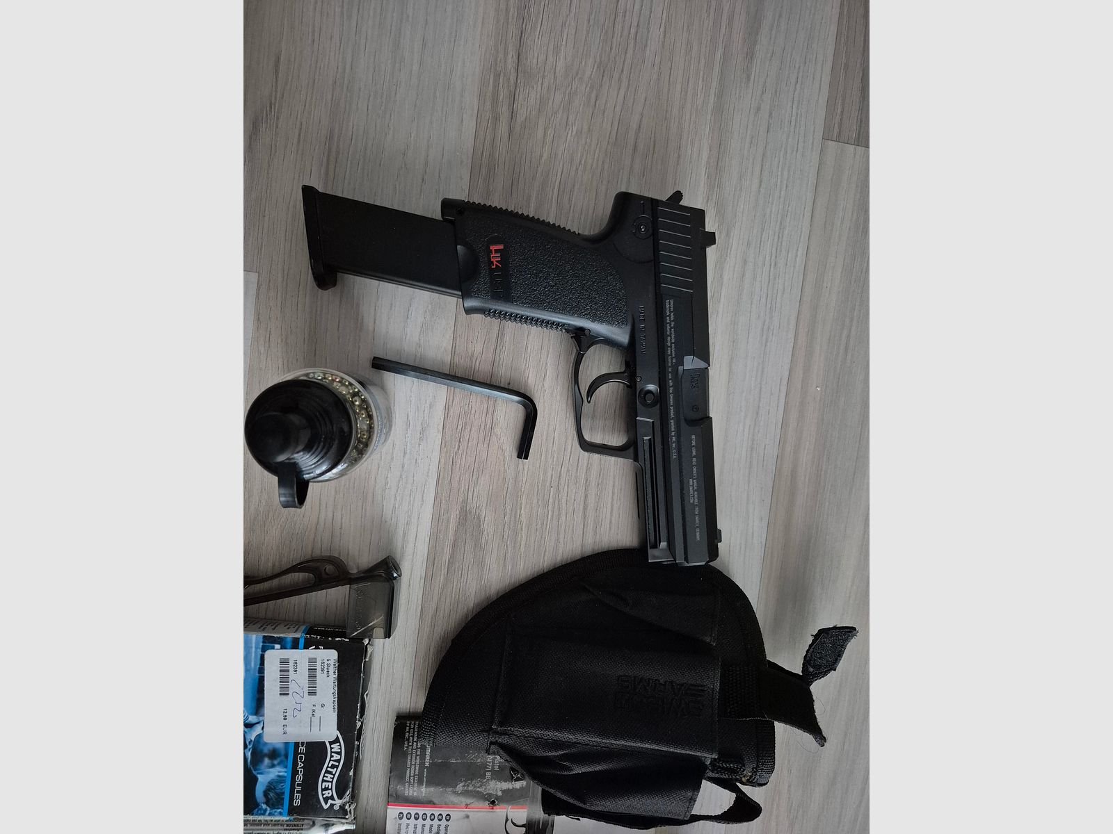 Heckler und Koch USP CO2 mit Zubehör , Bild 2 von 4