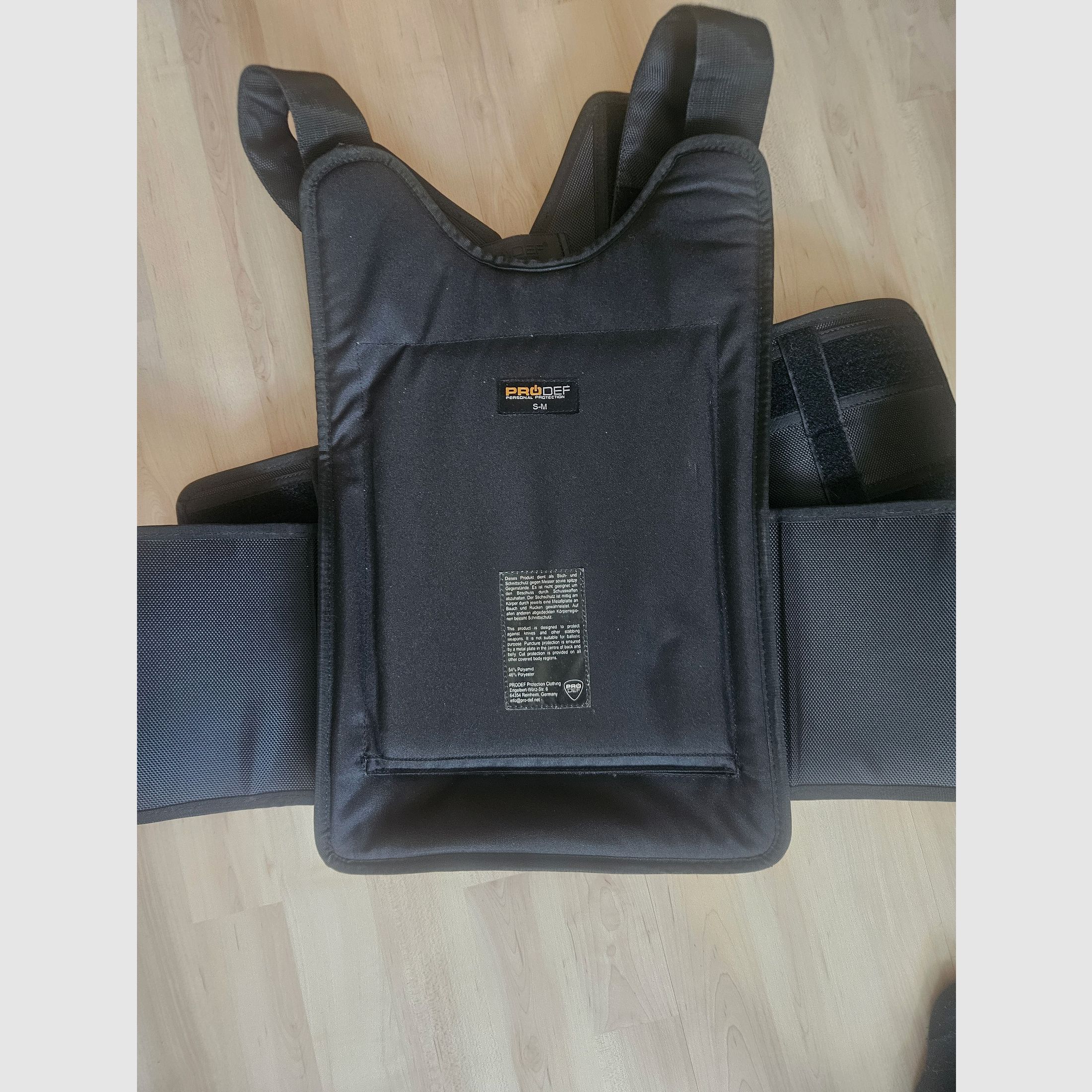 Certyfikowana kamizelka ochronna PRODEF® Mod. III, ochrona przed kłuciami, kopnięciami i cięciami
