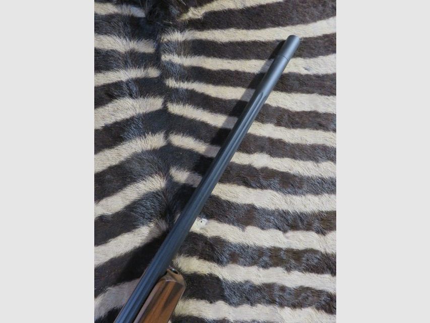 BROWNING Maral 4X Ultimate Bavarian grade 4 .300wm Repetierbüchse 61cm fluted mit Gewinde – Waffenkoffer, Bild 2 von 12