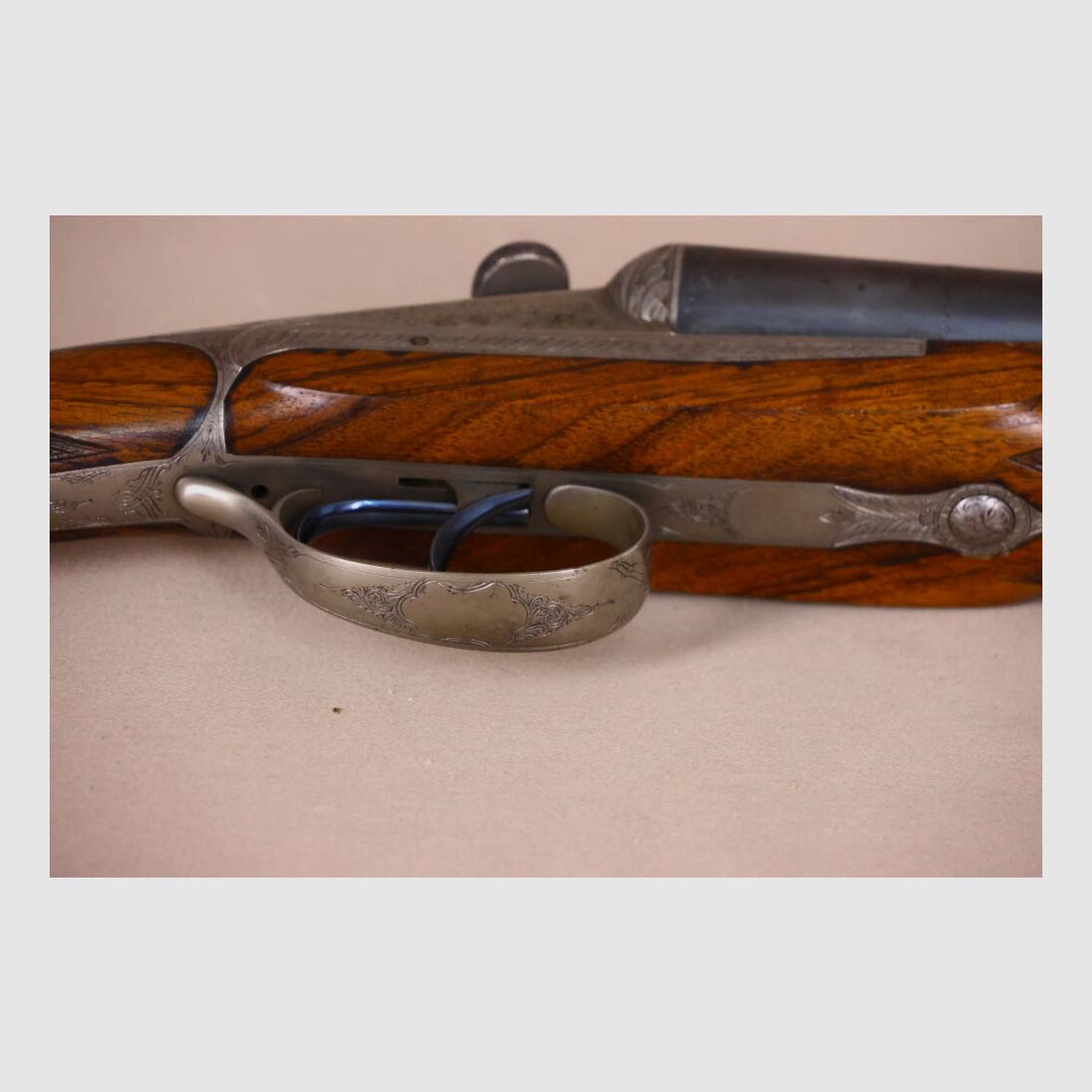 Darné ; St. Etienne Querflinte // tolle Gravur // gebläute Abzüge // honigf. Schaft // TOP