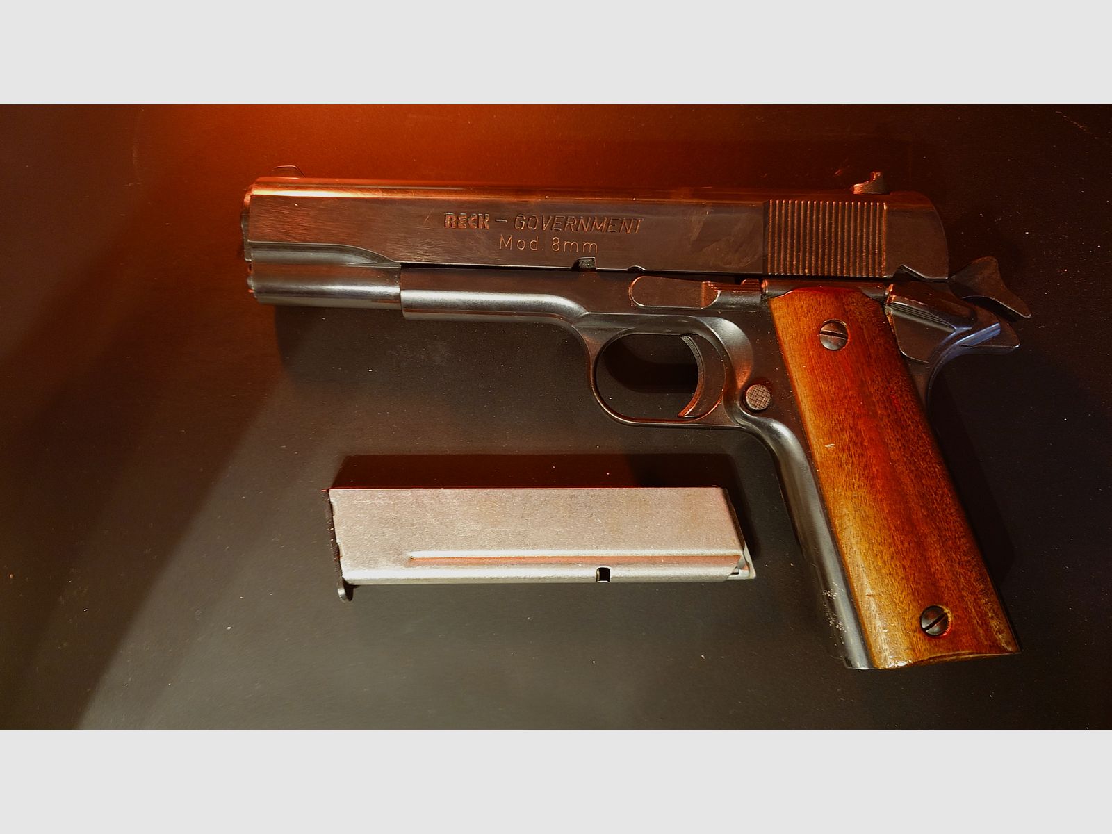 Reck Regierung Mod 8mm