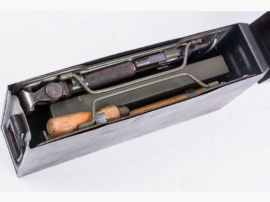 Original tool box MG34/42 from WWII