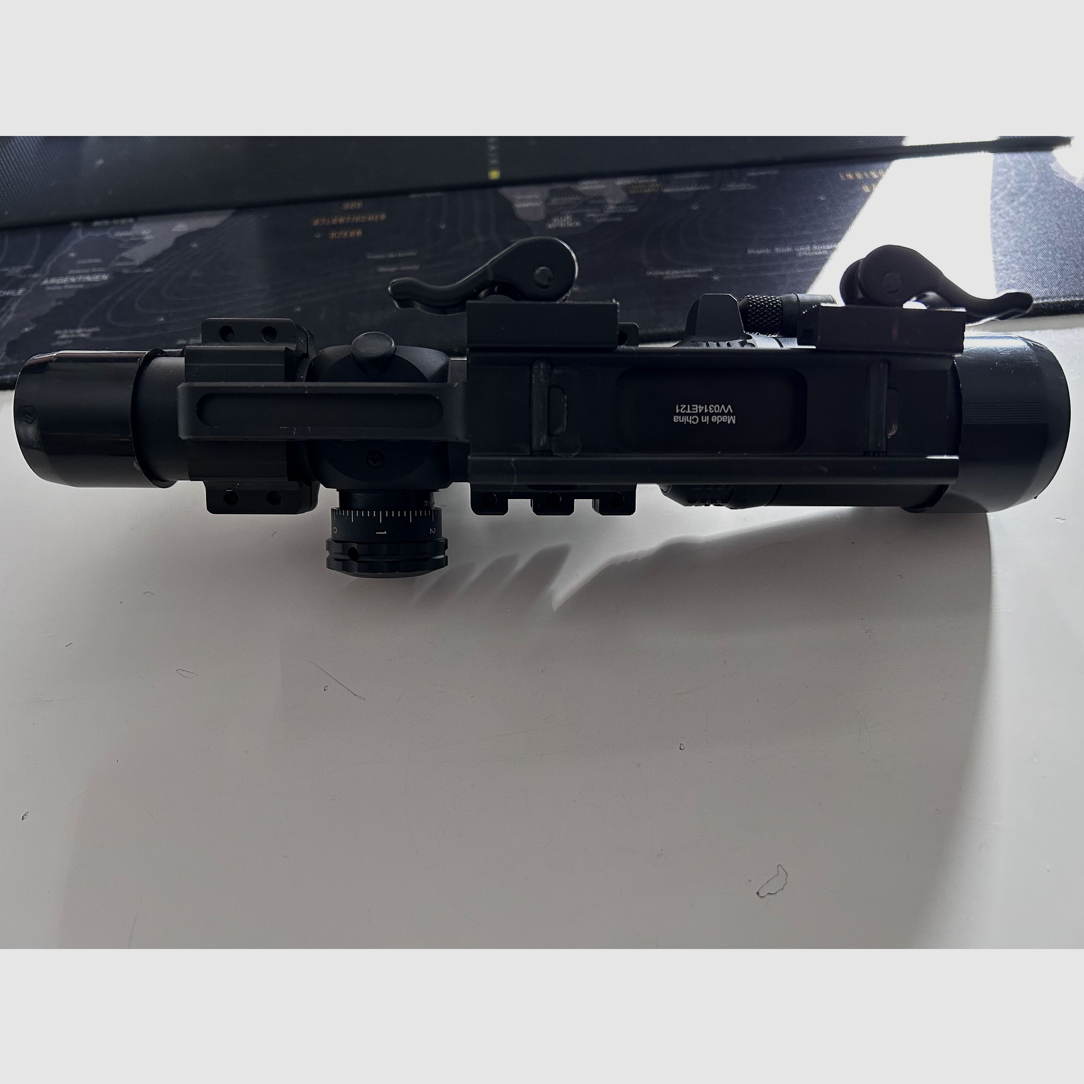 Bushnell AR Optics 2-4x24 Dropzone mit UTG Mount / Picantinny