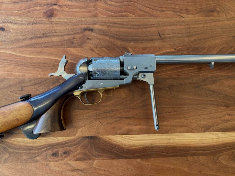 Dragoon third Model Carbine Revolver mit Anschlagschaft .44 BP